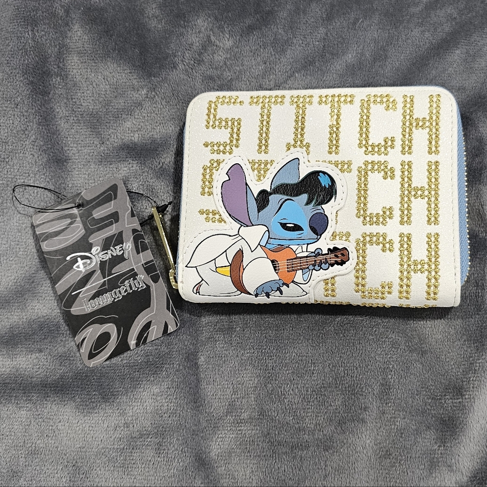 NWT Loungefly Stitch Wallet